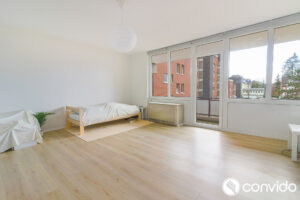 Wohn-/ Schlafzimmer