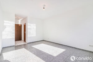 Wohn-/Schlafzimmer
