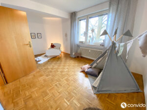 Kinderzimmer (1.OG)