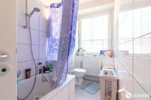 Wohnung EG rechts