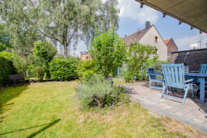 Garten-:Terrassenansicht