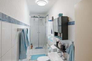 1. OG Badezimmer