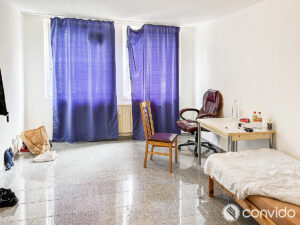 Wohn-/Schlafzimmer