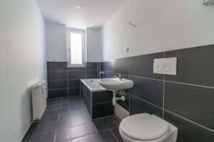 Wohnung - 1.OG links
