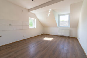 Wohnung - DG