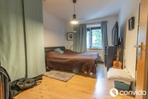 Wohnung (1.OG rechts)
