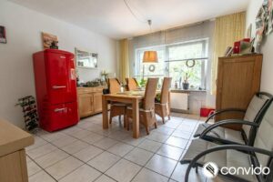 Wohnung (2.OG rechts)