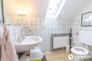Badezimmer DG