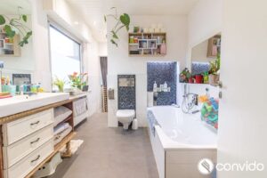 Badezimmer EG