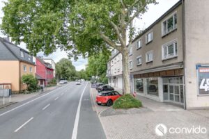 Straßenansicht