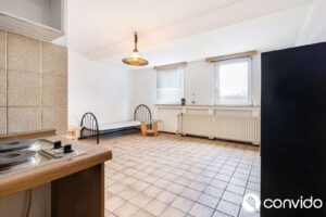 Wohn-/ Schlafzimmer 2